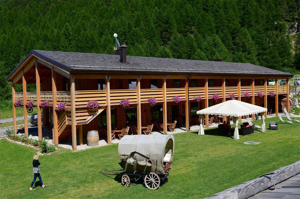 La Tresenda Hotel And Mountain Farm ليفينو الغرفة الصورة