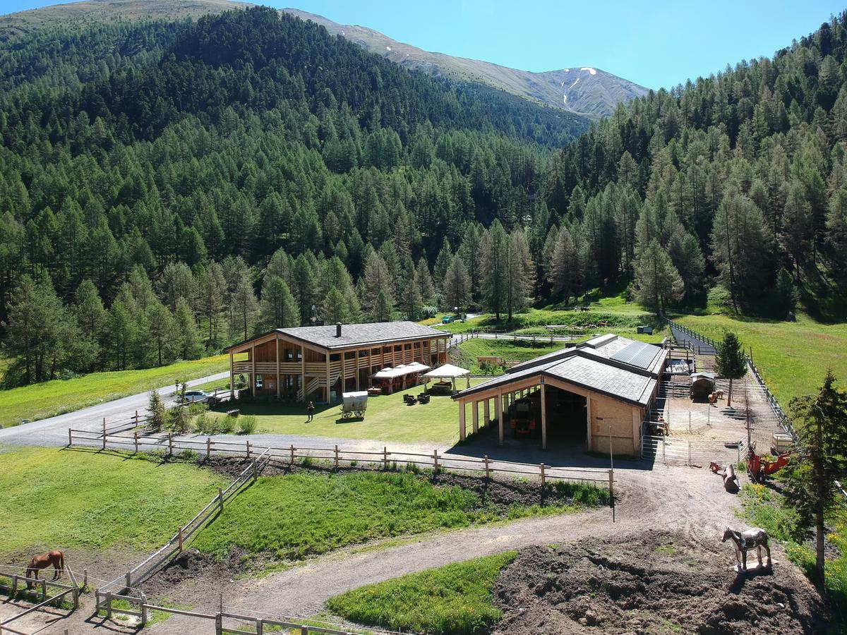 La Tresenda Hotel And Mountain Farm ليفينو المظهر الخارجي الصورة