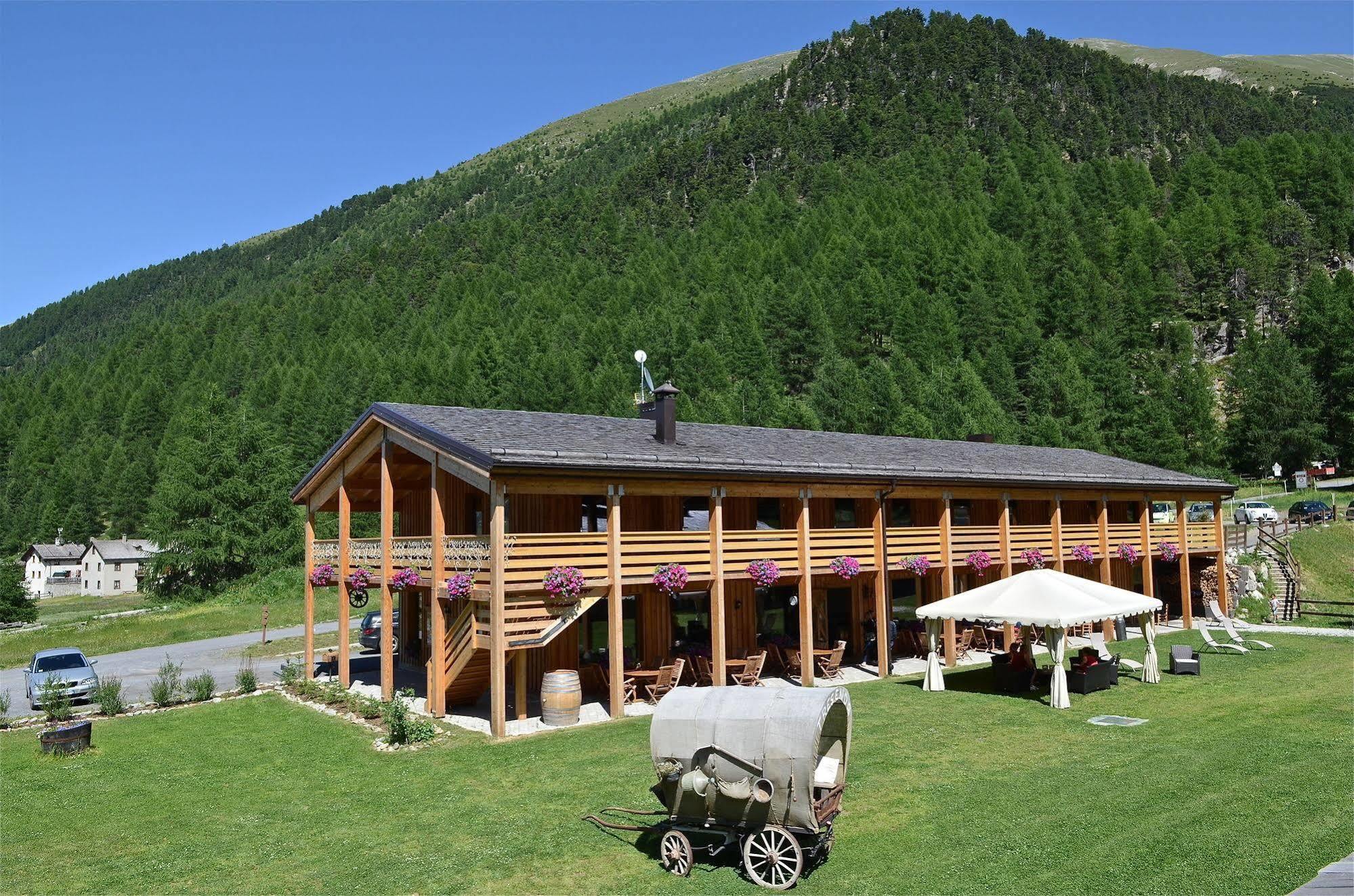 La Tresenda Hotel And Mountain Farm ليفينو المظهر الخارجي الصورة